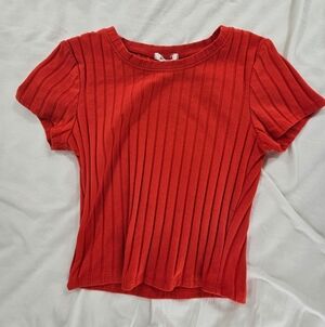 Red Women's Cropped Ribbed Short Sleeve Top Used